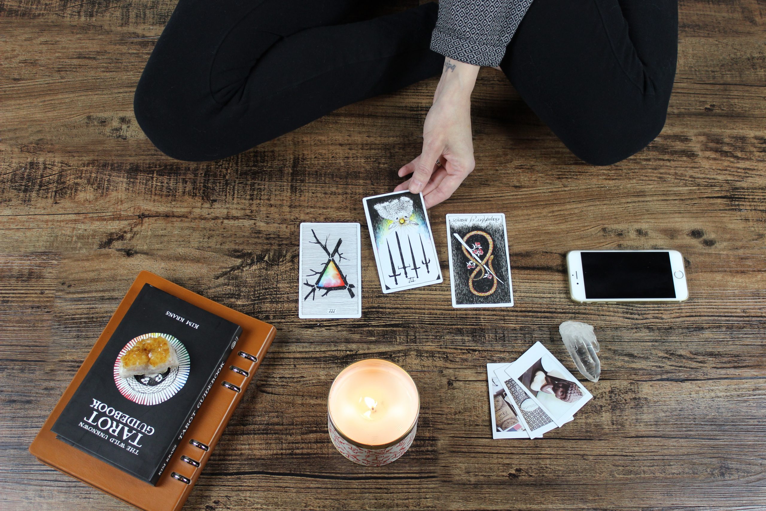 How to Choose a Tarot Deck for Beginners | Happy As Annie - Wild Unknown Tarot Deck and Guidebook
